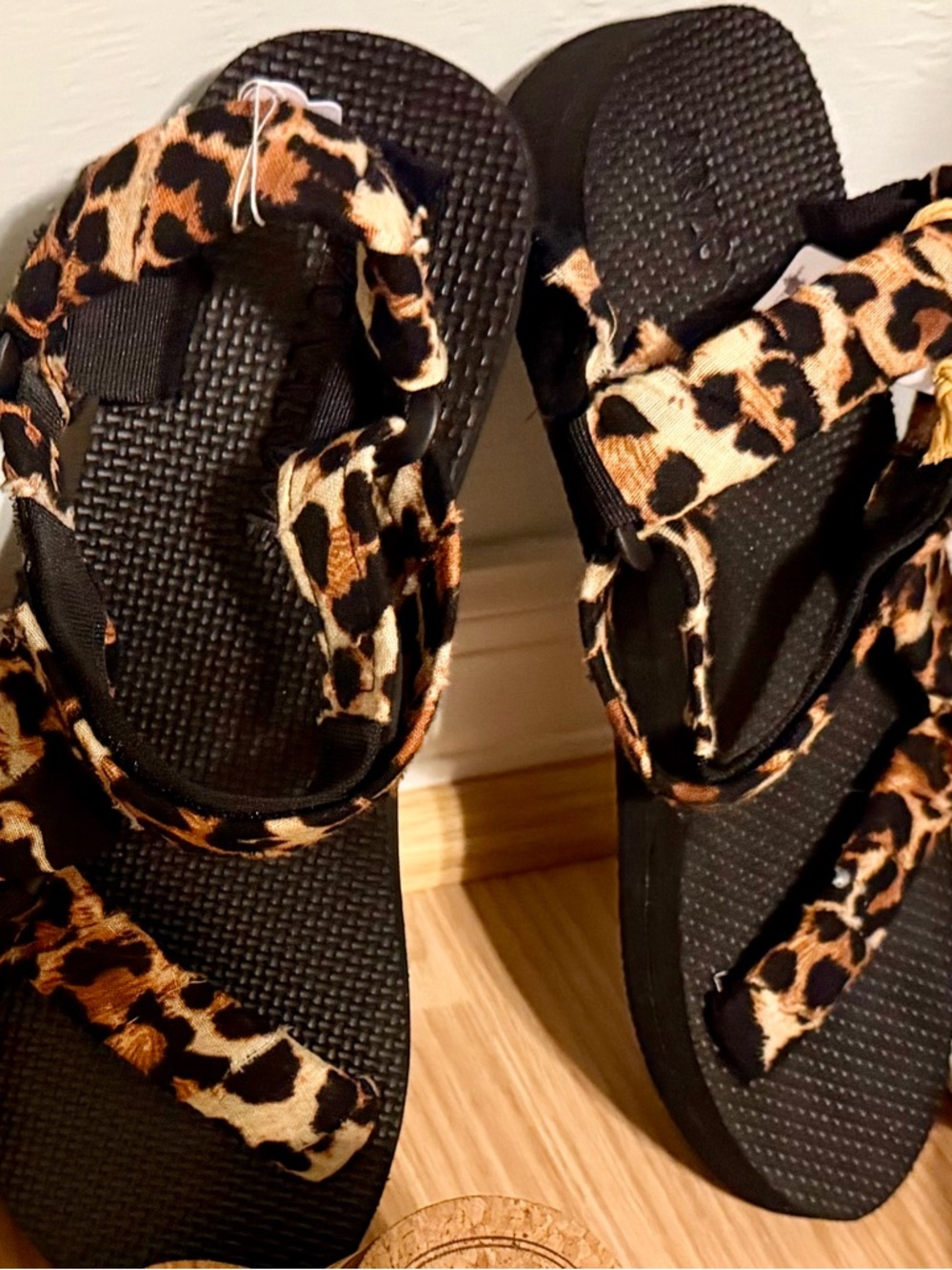 Leopard Print Strap Sport Sandals - Black Base